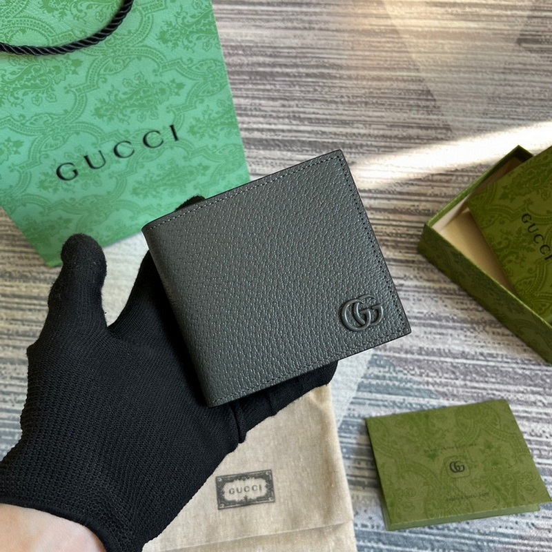 Gucci Wallets 157